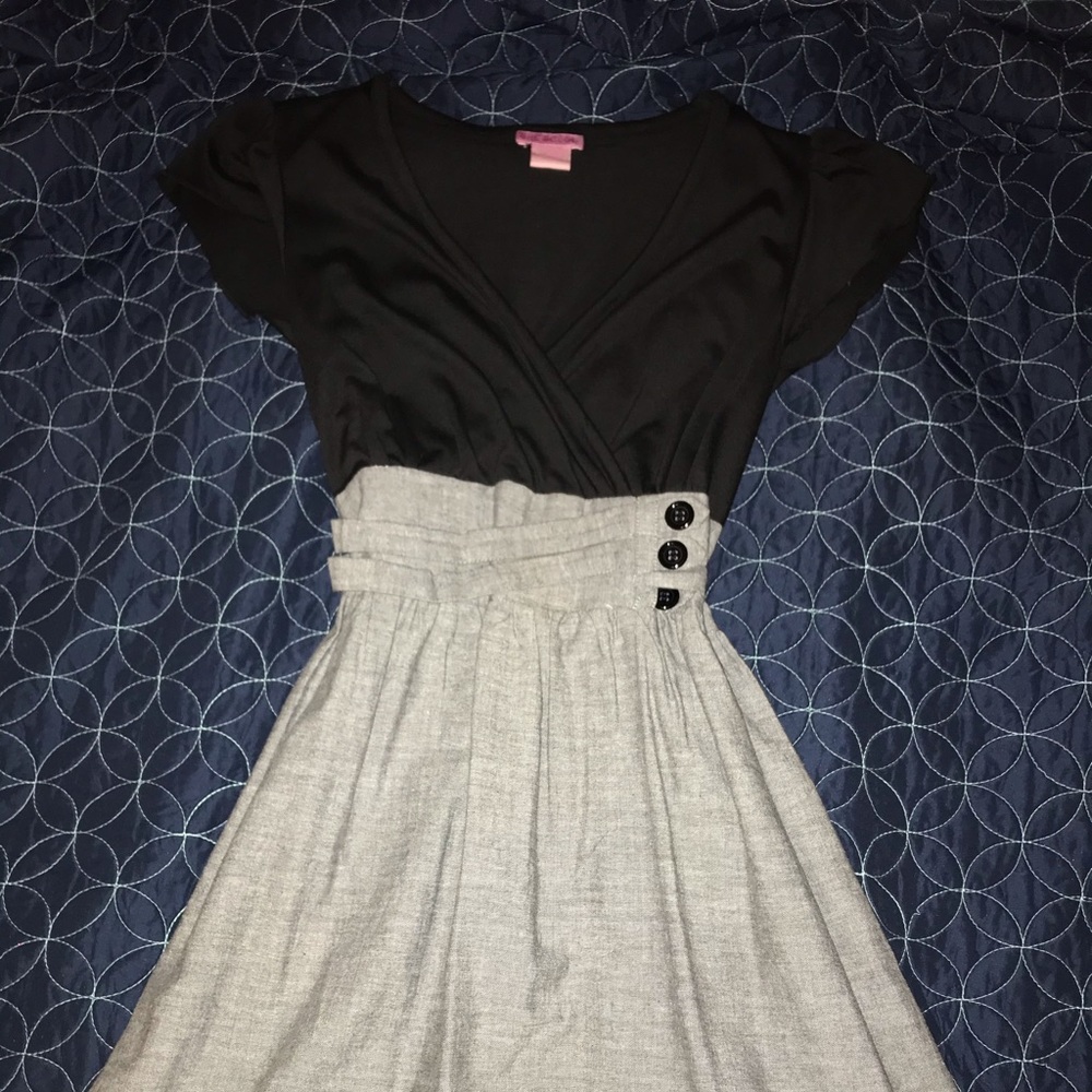 Short dress
